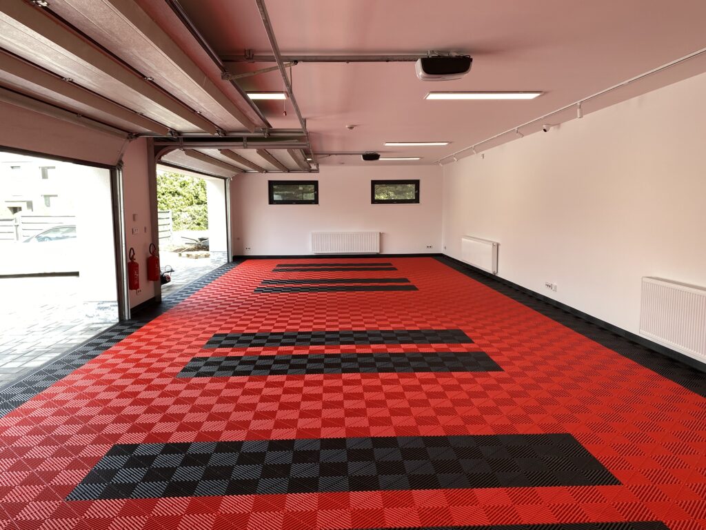 Modułowa podłoga do&nbsp;garażu