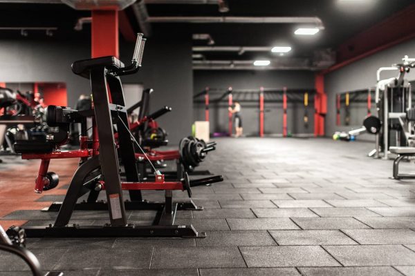Club gym - SBR Black + Red tile
